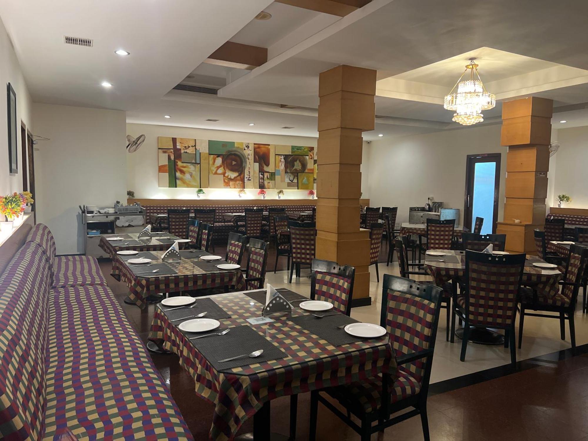 Varada Nagavali Hotel Srikakulam Dış mekan fotoğraf